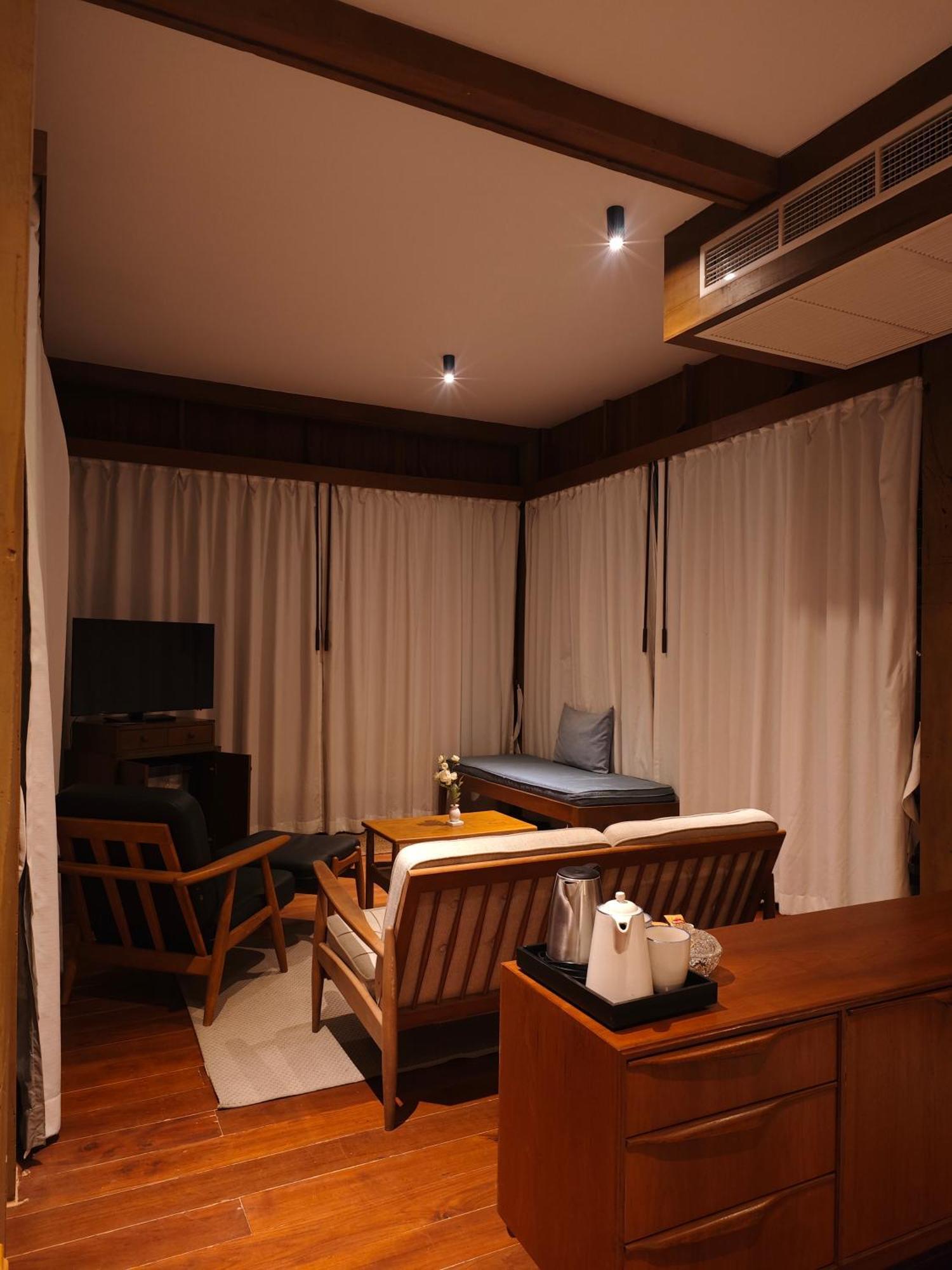 Chann Bangkok Noi Ngoại thất bức ảnh